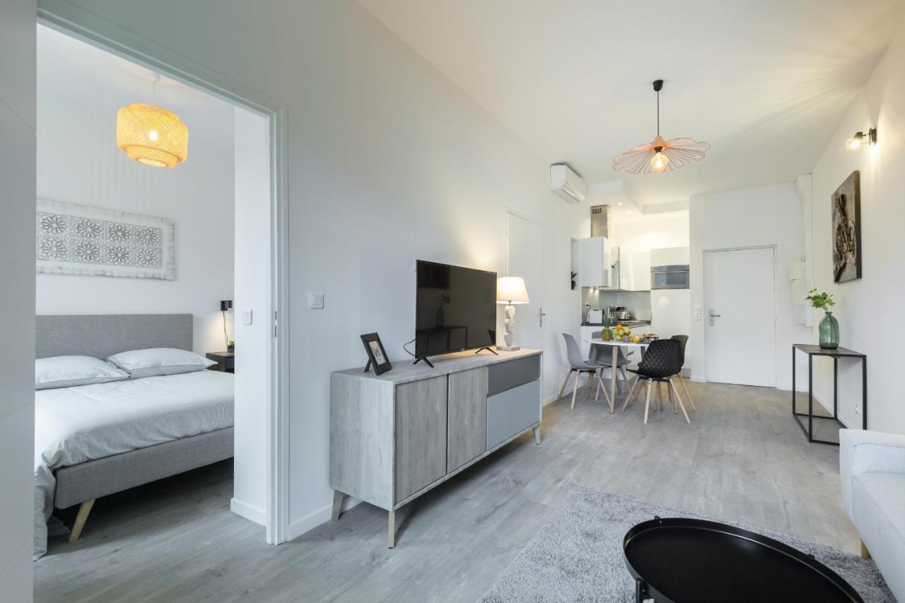3 Fodere - Magnifique 2 Pieces - Quartier Du Port - Dernier Etage Apartment นีซ ภายนอก รูปภาพ